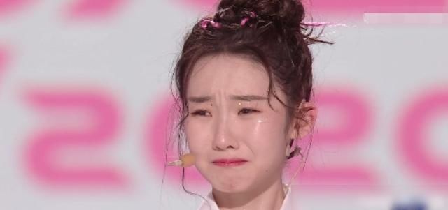  黄子韬|成团夜徐艺洋哭了，黄子韬懵了，张艺凡你又怎么了？