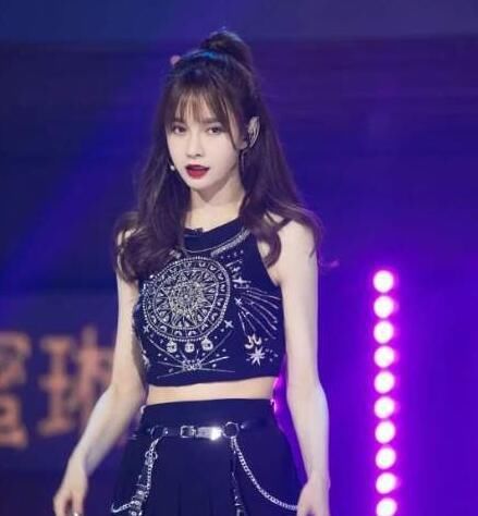  猜测|《浪姐》皇族人员猜测：突曝从人艺辞职的蓝盈莹最像，黄圣依次之