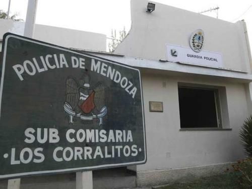 发现|9岁女孩在院子里玩耍,十分钟后竟吊死在畜栏,头上还蒙着塑料袋