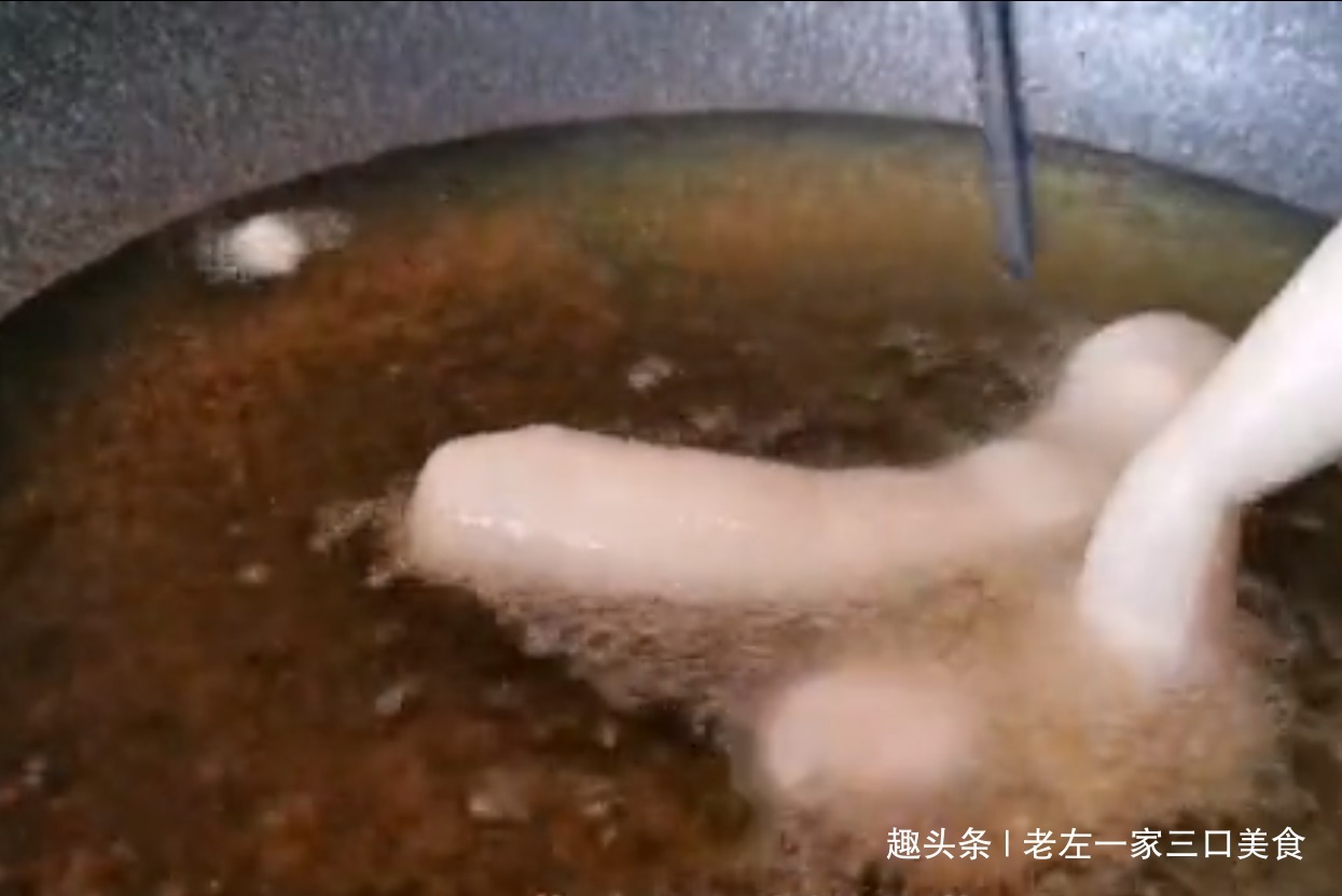 懒人|懒人早餐做法,不揉面不发面,手不沾面,出锅比红烧肉还香,解馋