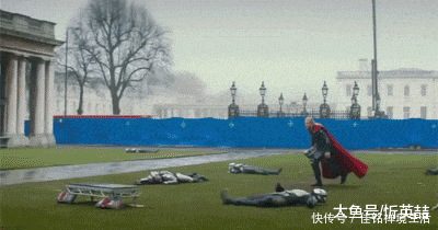 飞起来|当漫威去掉特效! 雷神看了会沉默! 幻视看了会脚软……