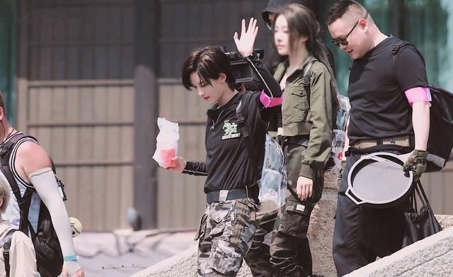  男团|《极限挑战》大结局看点：邓伦哭了，虞书欣带THE9见证男团内斗