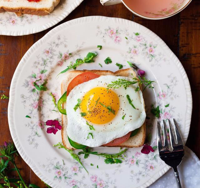 补充蛋白质|早餐要有“蛋白质”,让你离病菌更远!饭桌上不能少了这三种食物