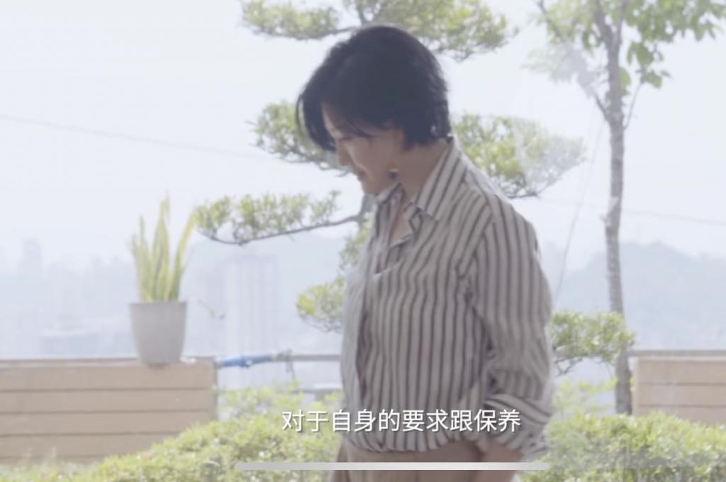  孩子|大S吐槽汪小菲，很爱女儿但闻到屎味，会把孩子塞给旁人甚至路人