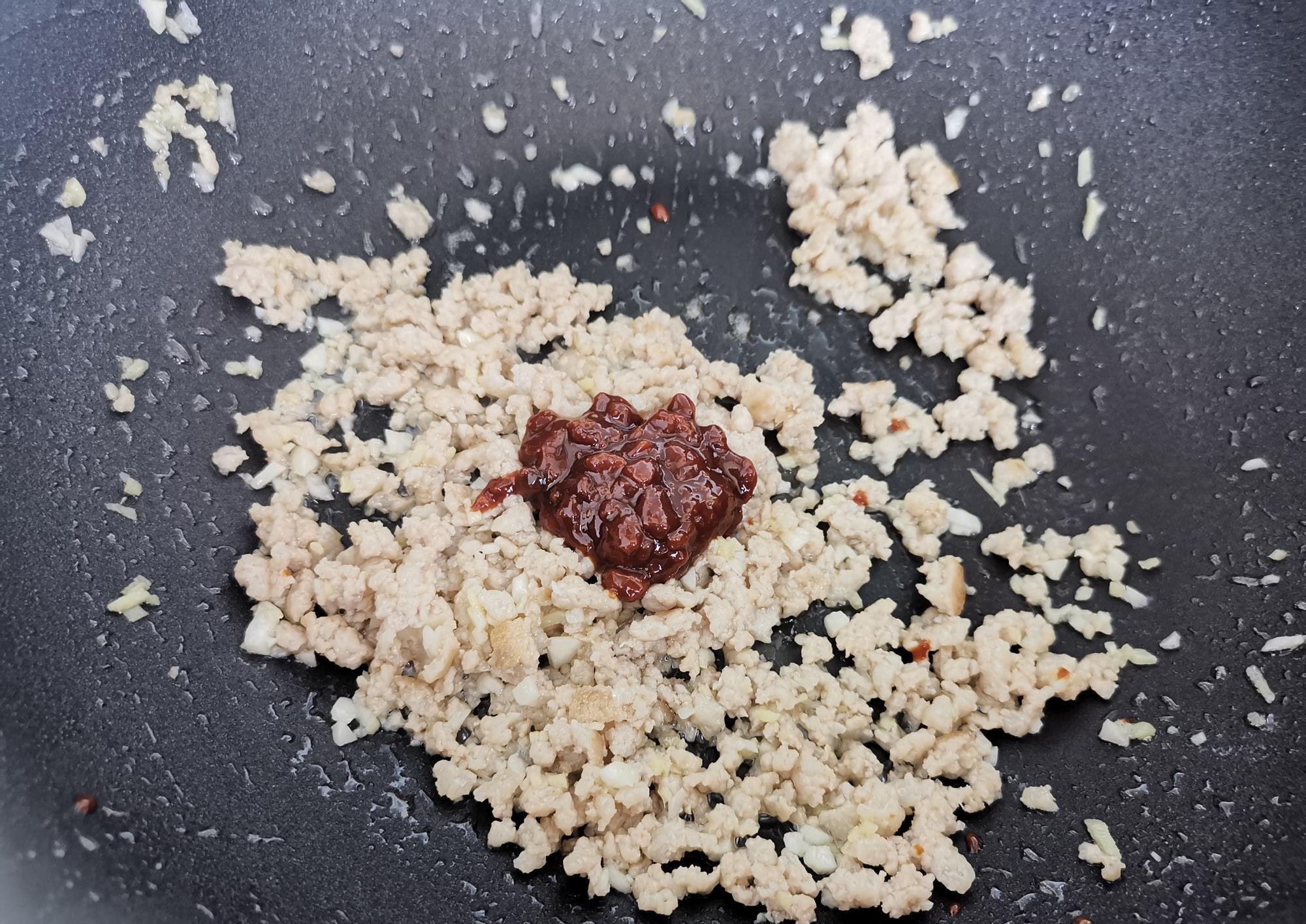  下饭|特别下饭的肉末粉丝，做法简单成本低，做它米饭要多煮