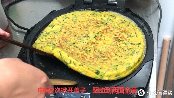 营养|芹菜叶新吃法，加鸡蛋和玉米面，做的早餐饼营养又美味