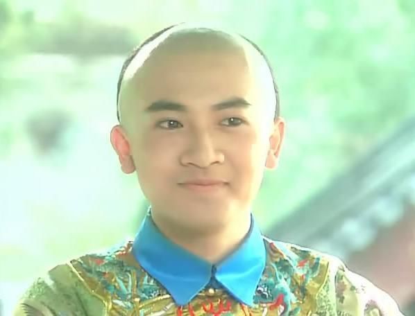 永琏|乾隆4次立储,为什么说五阿哥永琪才是乾隆最钟意的皇储人选