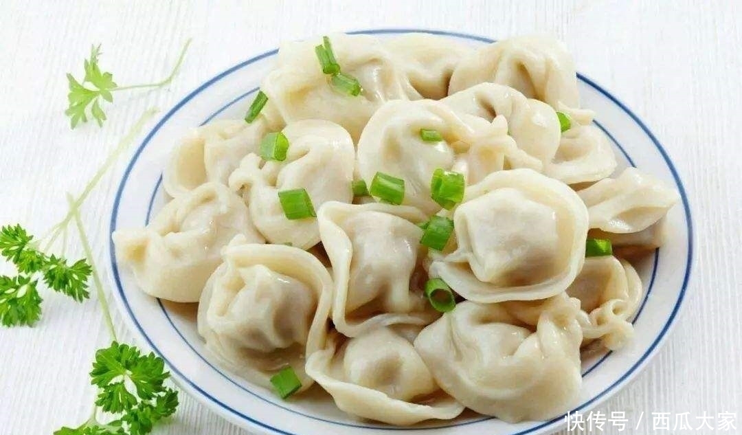  夏天|夏天吃饺子，不吃此馅就太亏了，一顿吃一斤都不嫌多，还不长胖
