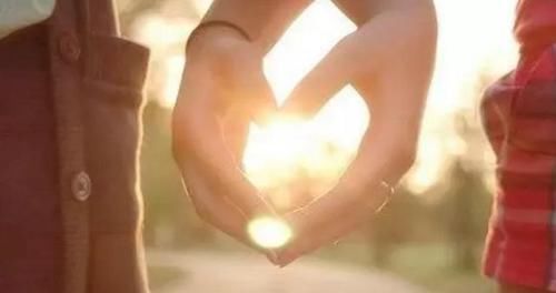 倒贴|“没彩礼被嘲笑倒贴，十年后，所有人都羡慕我命好”