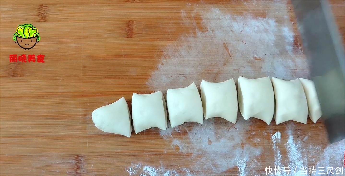 记住|蒸包子,记住不要直接上锅蒸,诀窍告诉你,出锅包子又白又软好吃