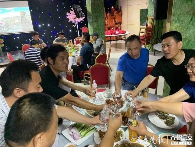 开饭|年中粉丝节｜开饭啦！赏完日落美景，海鲜大餐开整