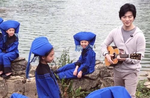  李健|他被保送进清华成学霸，却改行玩音乐，连王菲在春晚都翻唱他的歌