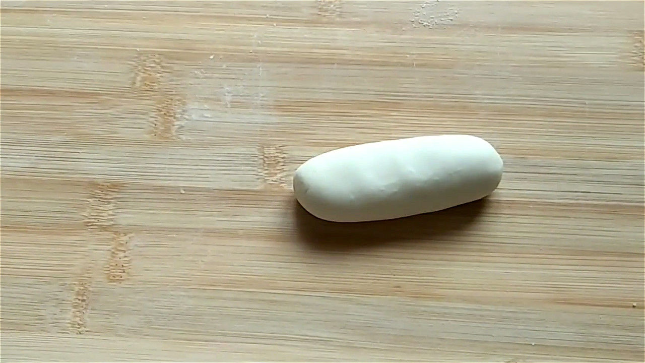 做成|入秋后,多吃点西葫芦,做成馅饼真香,做法简单,出锅皮软馅香