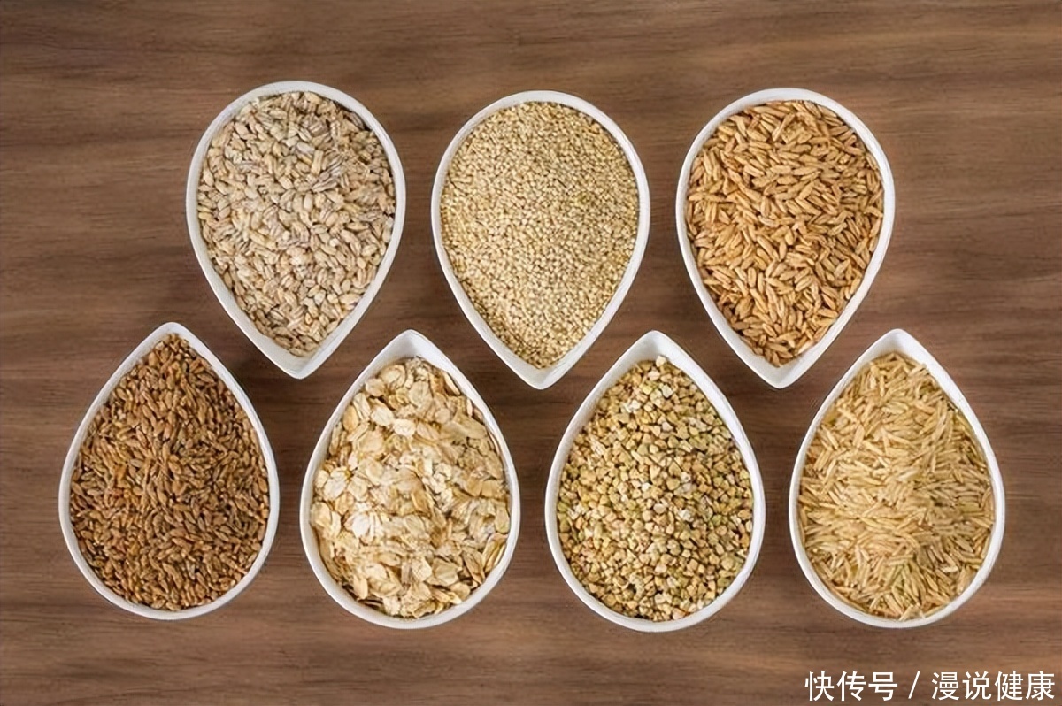 高血压怎么通过饮食降下来(一旦查出高血压，该如何正确吃饭？从这5点入手，或许能心中有数)