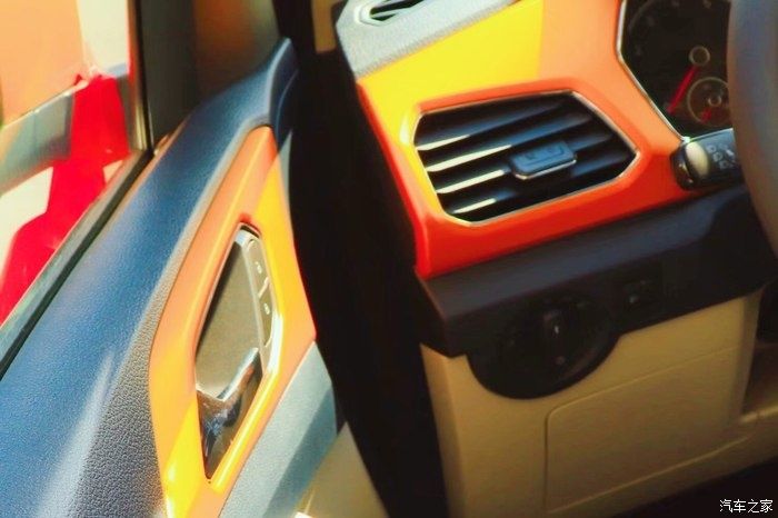  铠的|不论前路，勇于前行，途铠的用车体验及外观内饰细节分享！