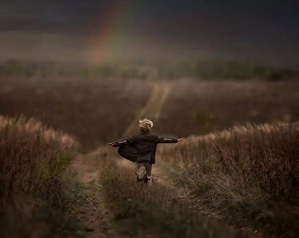 妈妈|从四岁起就对女儿“放养”,这位妈妈是这么做的