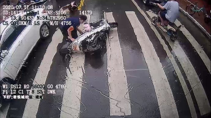 价值观|【践行社会主义核心价值观·友善】点赞!一天三起暖心事 展现郑州文明大爱