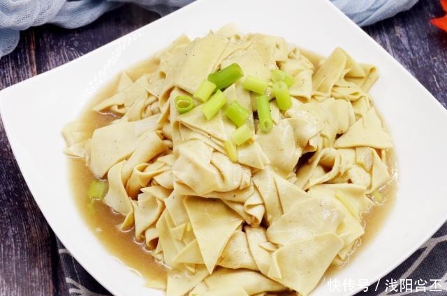 吃辣|怕吃辣还馋尖椒干豆腐,教你这样做,溜干豆腐软嫩香,夹起颤巍巍
