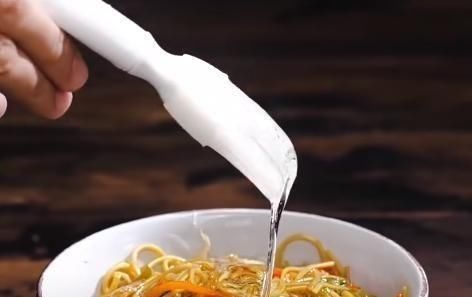 内幕|揭秘13个食品广告拍摄内幕!为什么你的汉堡,跟广告永远不一样