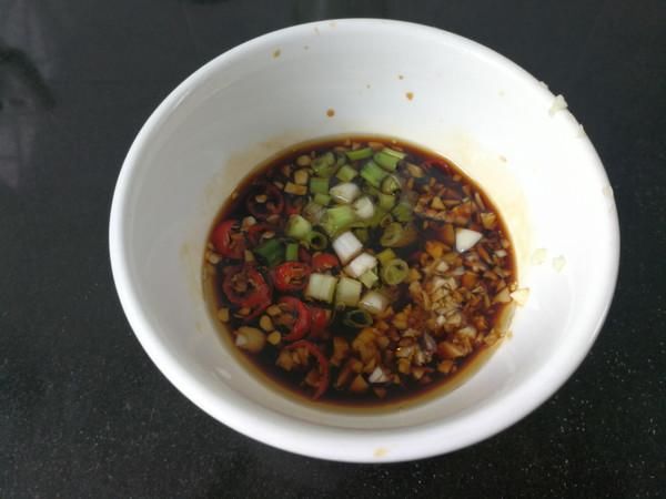 国外|继猪蹄后，中国又一下酒菜席卷国外，网友：看着很脏，吃着贼香！