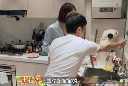  李亚男|王祖蓝“宠妻”人设翻车？双方经济不对等时，完美婚姻就是场骗局