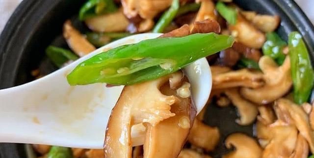  排出|三伏天宁可少吃肉，也要多食此菜，排出毒素，软化血管，早食早好