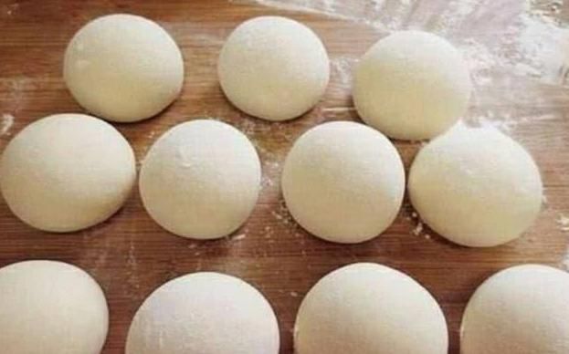  馒头|如何制作出＂又白又软＂的馒头？馒头店老板：教你3招！