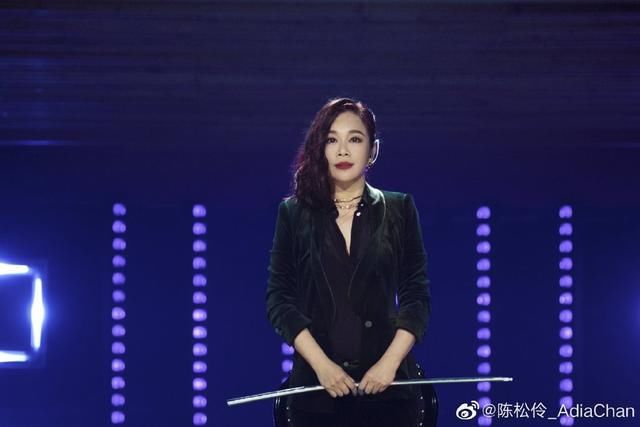 跌落|《浪姐》跌落神坛,口碑不再!说好的定义女团?最后还是不伦不类