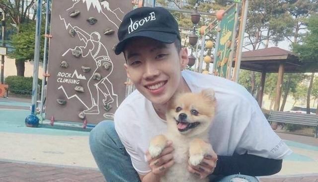  浪姐|张靓颖新歌拉踩《浪姐》，资历不如宁静、咖位不如李宇春，就这？