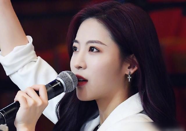  希林娜|粉丝发起人气battle赛，希林娜依高PK孙芮，结果却出乎意料