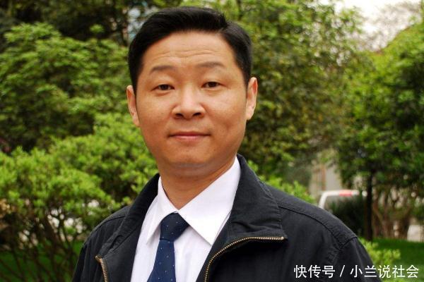  回到|农村出身的演员赵丽颖舒淇大火，就他从配角回到农村