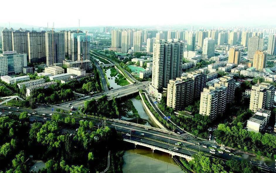  越来越|一条条路一座座桥承载的梦想