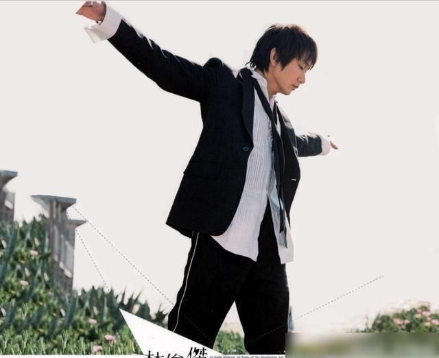  声乐|歌手：演唱歌曲和其他声乐作品的娱乐界人士，请不要误会