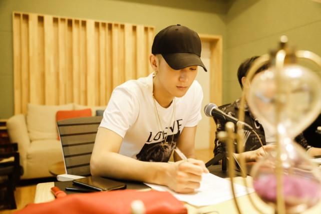  丁禹兮|王一博、郑爽、黄子韬、许魏洲、丁禹兮