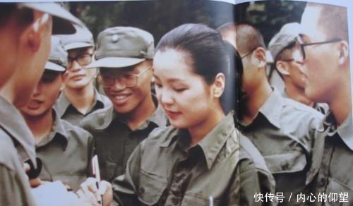  歌曲是靡靡|80年代，邓丽君的一首歌，为何让领导专门开会研究