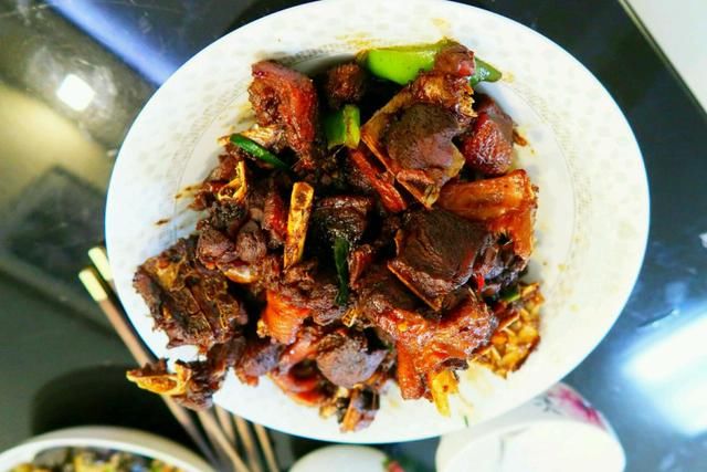  不到|饭店定价200的一道菜，自己做50元不到，连主食都不用搞定一餐