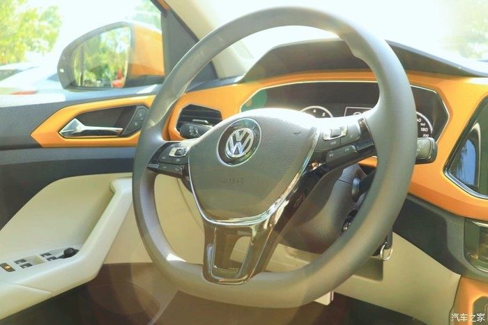  铠的|不论前路，勇于前行，途铠的用车体验及外观内饰细节分享！