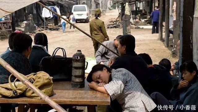  影视拍摄|横店20万临时演员现状：光棍的世界，懒汉的天堂，疯子的乐园