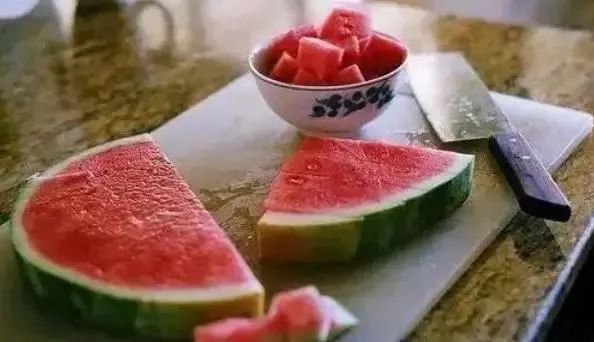 完别|三伏天，西瓜没吃完别放冰箱！