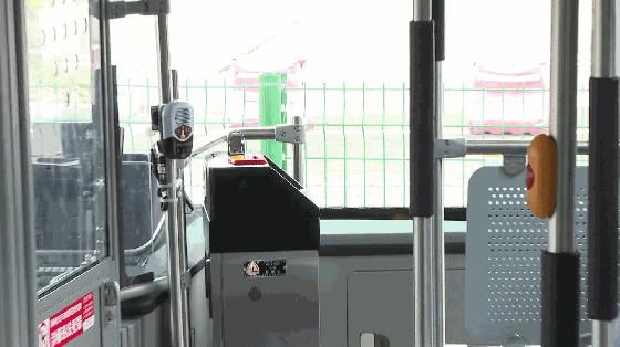 装有|12辆新款公交车已到青田！装有“神器”，易燃液体一“闻”便知~