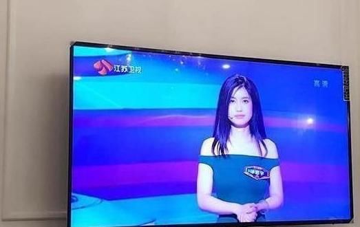  大白|带你看看主持人李好的豪宅：全屋都是大白墙，装修简约又温馨