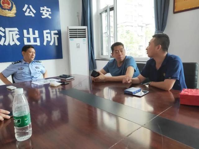  民警|21年追凶路，他在睡梦中被民警抓获