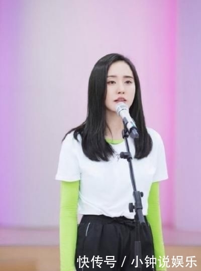 节目|乘风破浪的姐姐王智手机壳走红,塞满银行卡,网友:不会消磁?