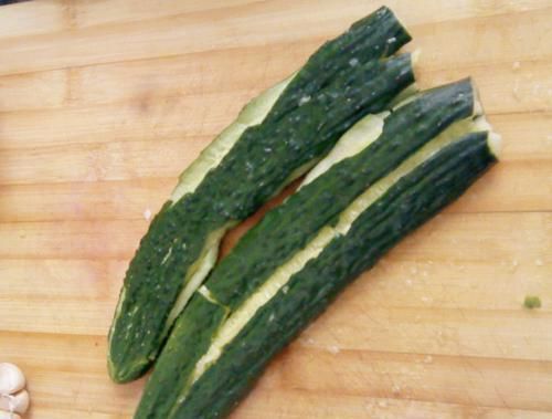  少不了|天热家少不了一盘凉拌菜，只要料汁调得好，怎么做都好吃！