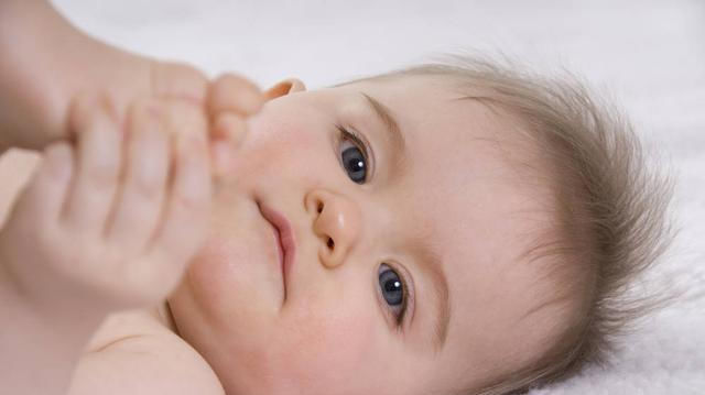  自主排便|宝宝5个月了，要不要给宝宝把尿？宝妈们早知道早打算