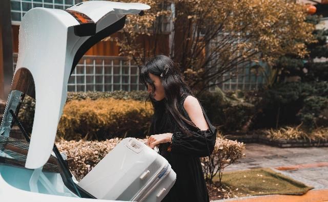  寻味|寻味成都 | 一座来了就不想走的城，一台开了就不想下的车