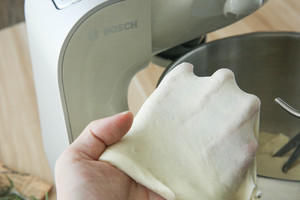 愉悦|超快手意式佛卡夏面包，外酥内软让人一下子就心情愉悦、胃口大开