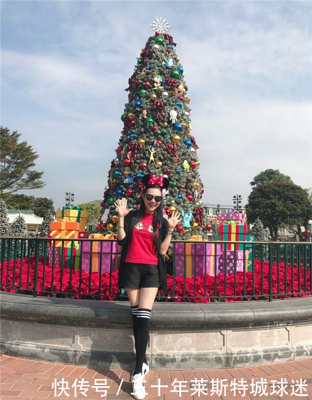 才播出|《天下足球》深夜延播!第一长腿美女主播现身,比马凡舒谁更美?