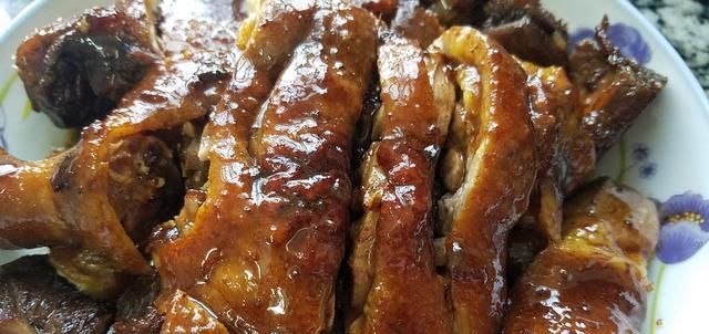 两不误|鸭肉别再做成老鸭汤了，试试这个做法，营养开胃两不误，一学就会