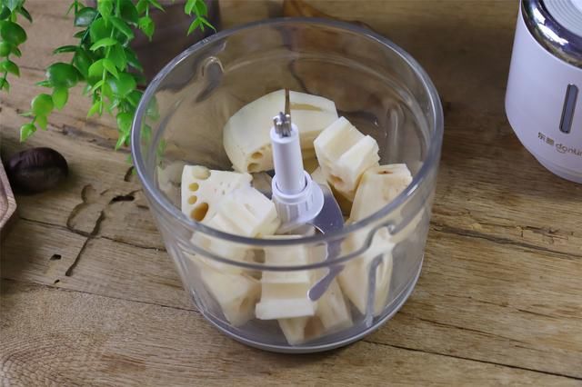  红枣|快立秋了，这食材该抓紧吃了，我家每年都要蒸几十次，清香软糯